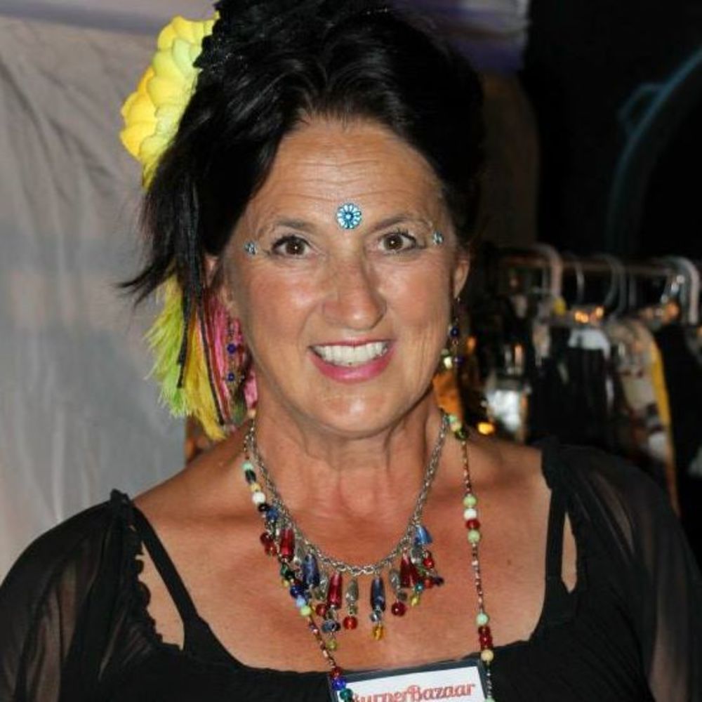 Meet your Posher, Beverly